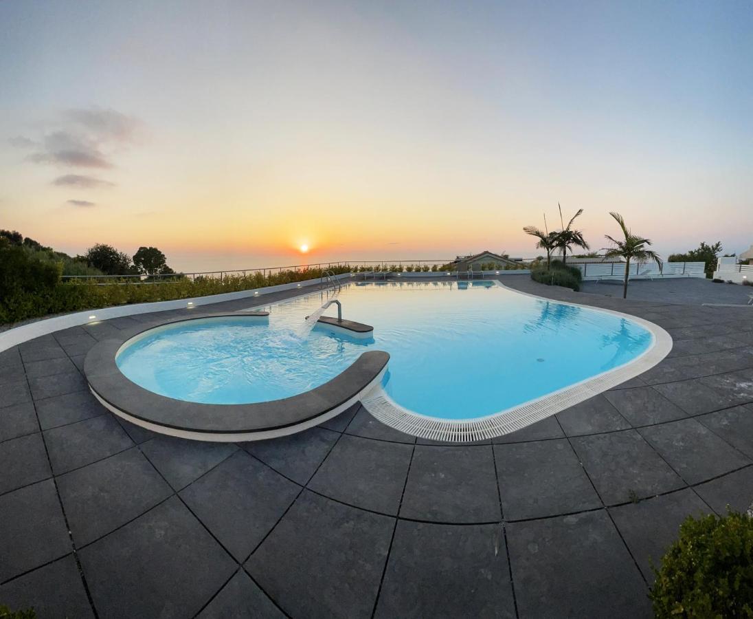 Villa Sofia *Luxury Experience In Calabria Цамброне Экстерьер фото